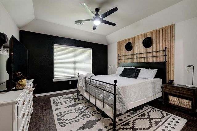 8980 Overlook Drive, Guthrie, OK 73044