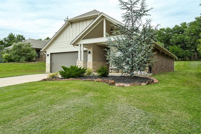 8980 Overlook Drive, Guthrie, OK 73044