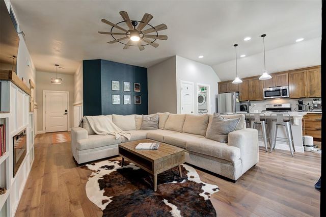 8980 Overlook Drive, Guthrie, OK 73044