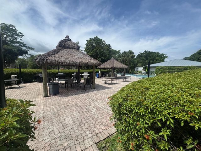 6080 NW 44th Street 109, Lauderhill, FL 33319