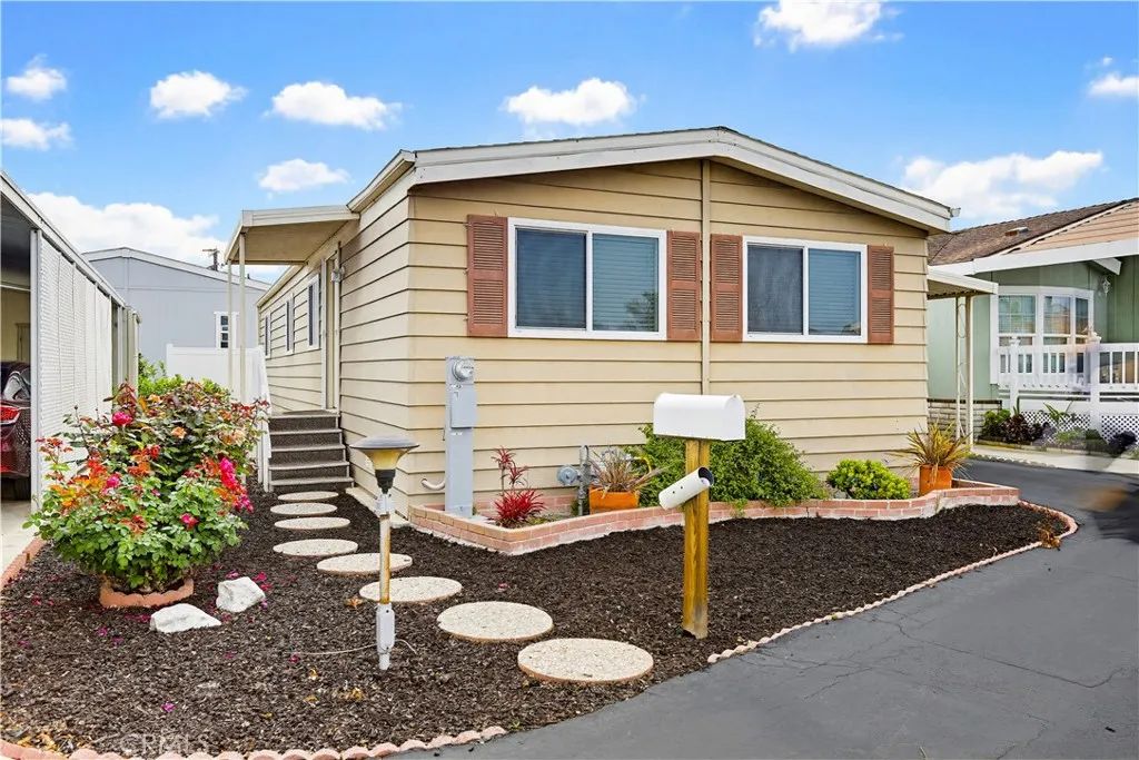 16222 Monterey 79, Huntington Beach, CA 92649