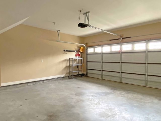 967 Harding Drive, Clarksville, TN 37042