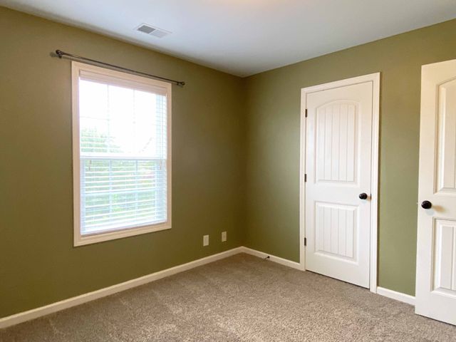 967 Harding Drive, Clarksville, TN 37042