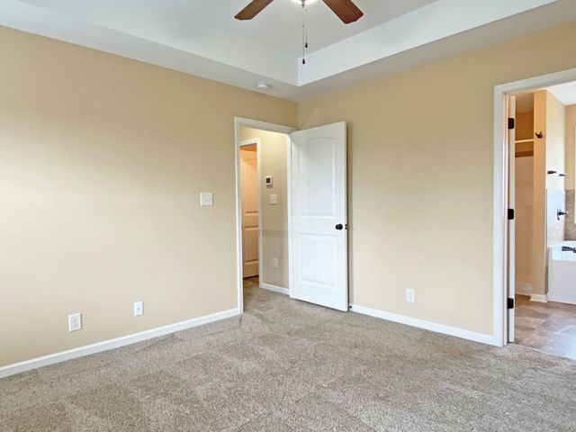 967 Harding Drive, Clarksville, TN 37042