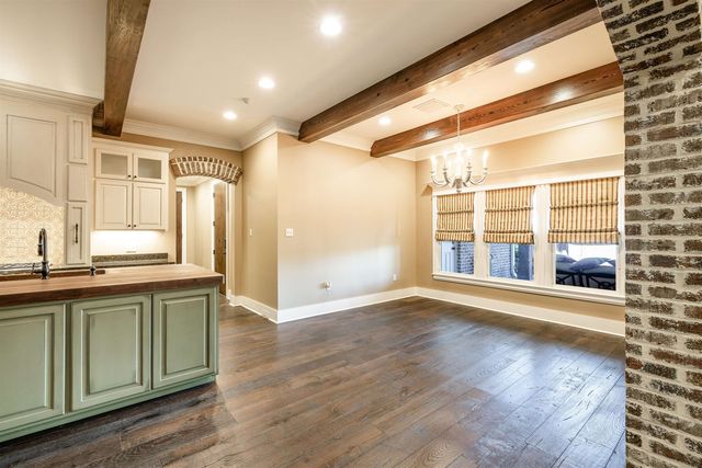 137 Godchaux Drive, Thibodaux, LA 70301