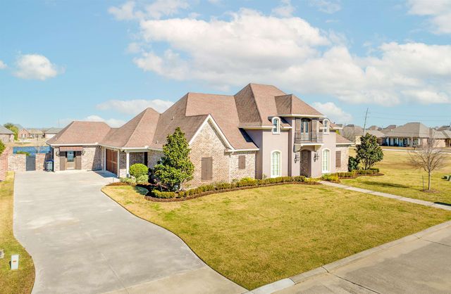 137 Godchaux Drive, Thibodaux, LA 70301