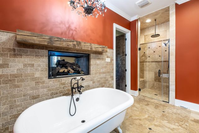 137 Godchaux Drive, Thibodaux, LA 70301