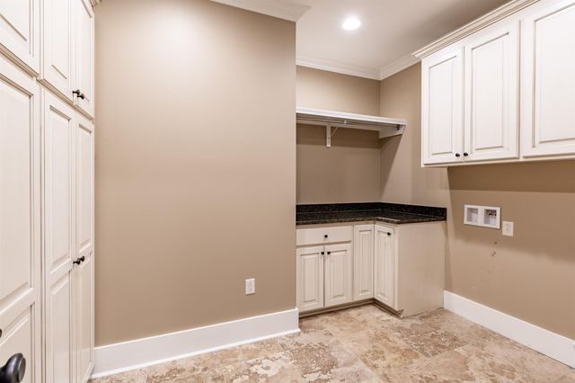 137 Godchaux Drive, Thibodaux, LA 70301