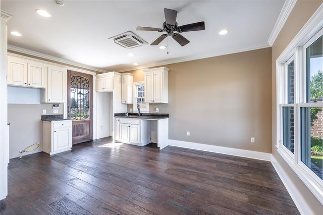 137 Godchaux Drive, Thibodaux, LA 70301