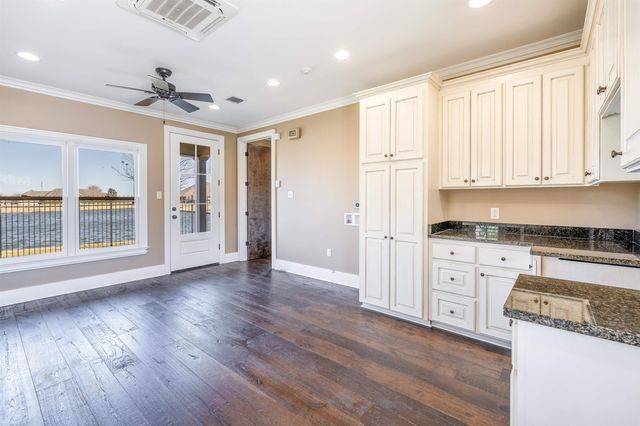 137 Godchaux Drive, Thibodaux, LA 70301