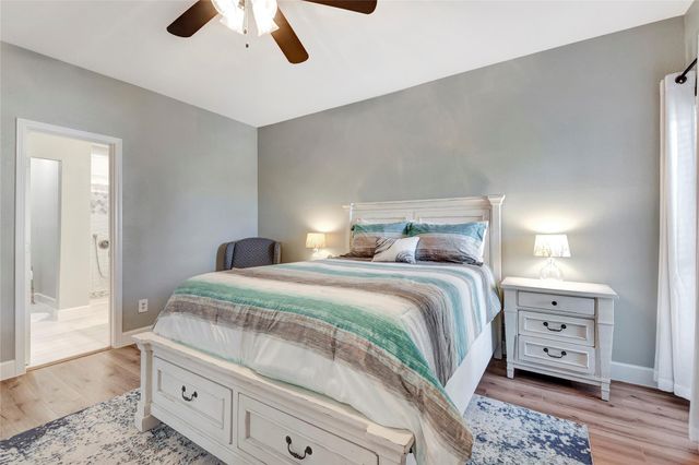 18809 Egret Bay Boulevard 112, Webster, TX 77058