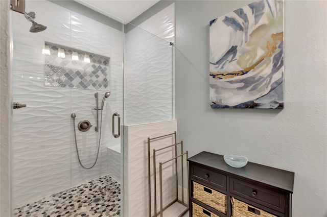 18809 Egret Bay Boulevard 112, Webster, TX 77058