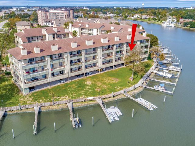 18809 Egret Bay Boulevard 112, Webster, TX 77058