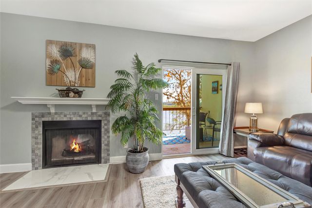 18809 Egret Bay Boulevard 112, Webster, TX 77058