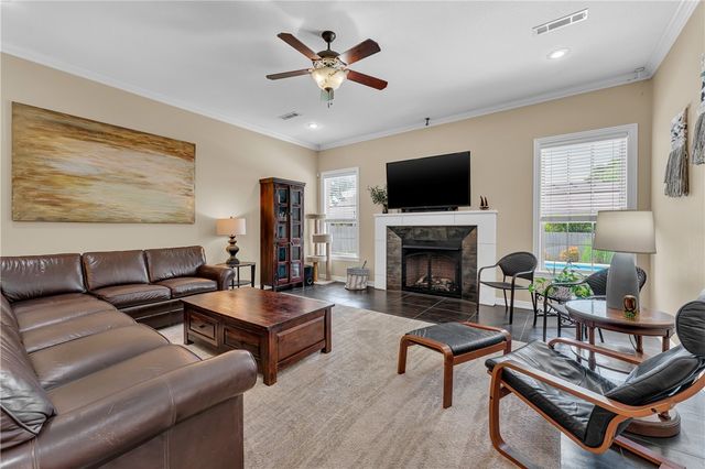 1619 E Winfield Drive, Fayetteville, AR 72703