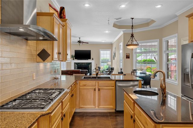 1619 E Winfield Drive, Fayetteville, AR 72703