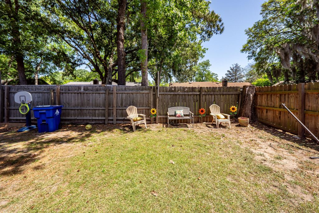Image 26 of property listing at 278 Fleming Road A-D, Charleston, SC 29412