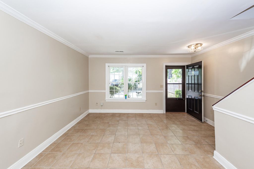 Image 7 of property listing at 278 Fleming Road A-D, Charleston, SC 29412