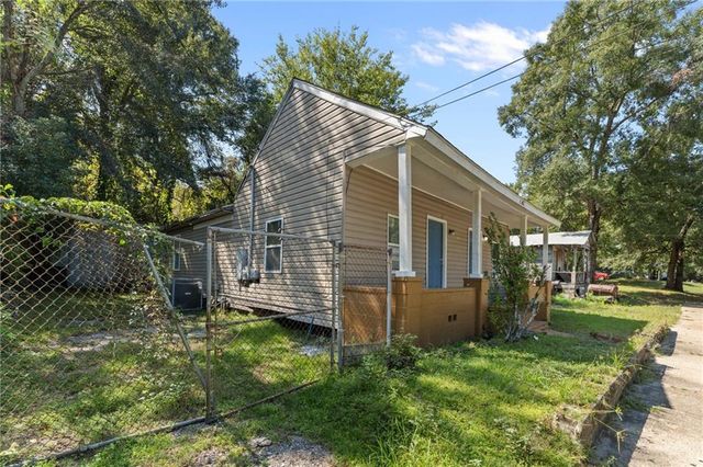 1105 Adams Street, Mobile, AL 36603