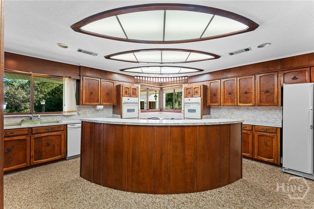 904 N Ash Street, Springfield, GA 31329