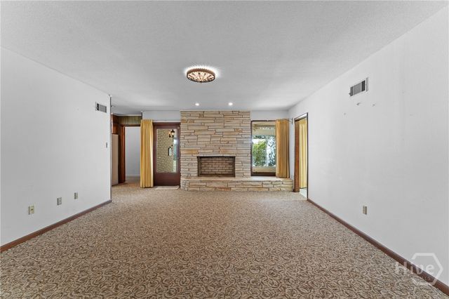 904 N Ash Street, Springfield, GA 31329