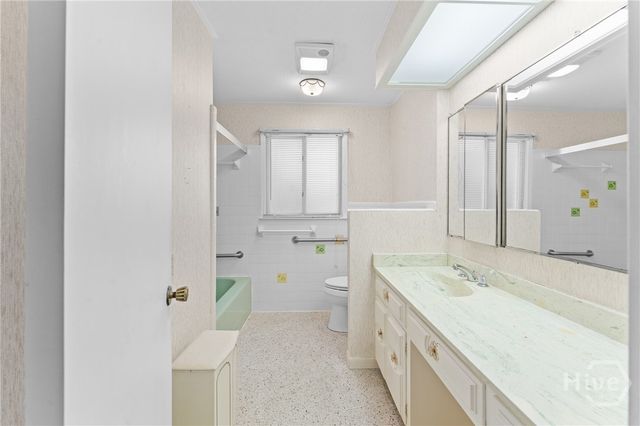 904 N Ash Street, Springfield, GA 31329