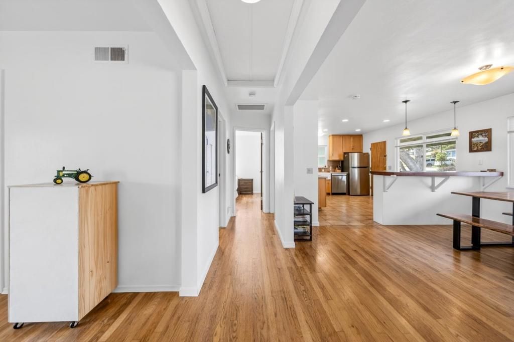 Image 16 of property listing at 1136 Del Monte Boulevard, Pacific Grove, CA 93950