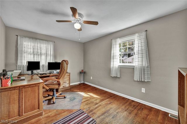 5803 Russia Road, Amherst, OH 44001