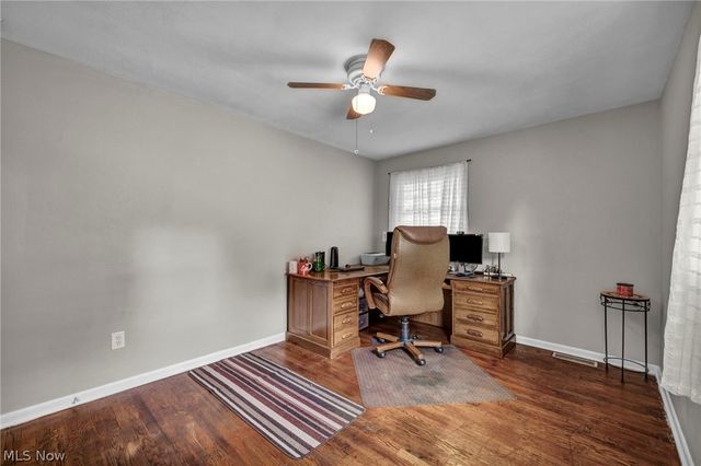5803 Russia Road, Amherst, OH 44001