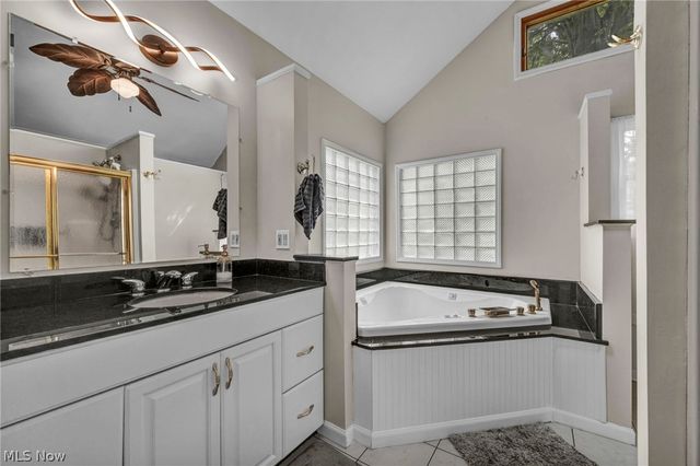 5803 Russia Road, Amherst, OH 44001