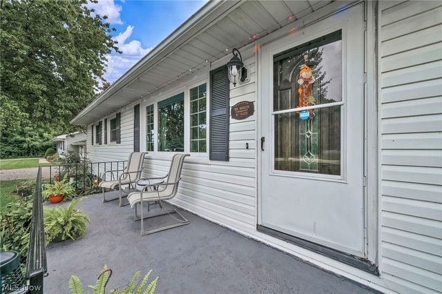 5803 Russia Road, Amherst, OH 44001