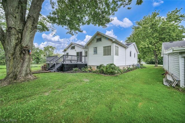 5803 Russia Road, Amherst, OH 44001