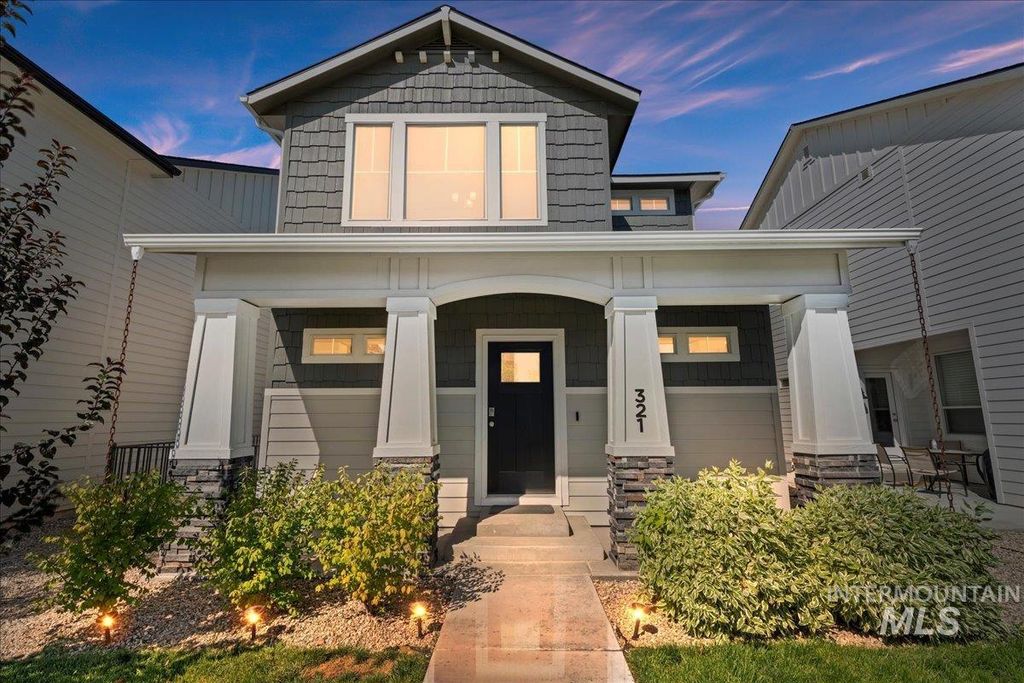 321 S Calf Creek Ave, Meridian, ID 83642