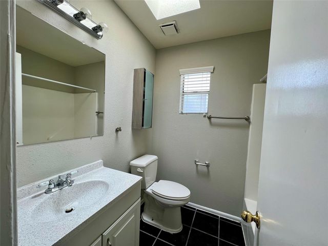 219 Marshall Street 235, Houston, TX 77006