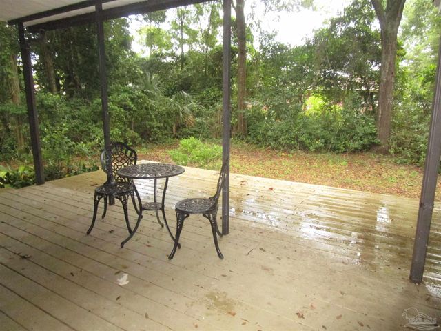1910 Copley Dr, Pensacola, FL 32503