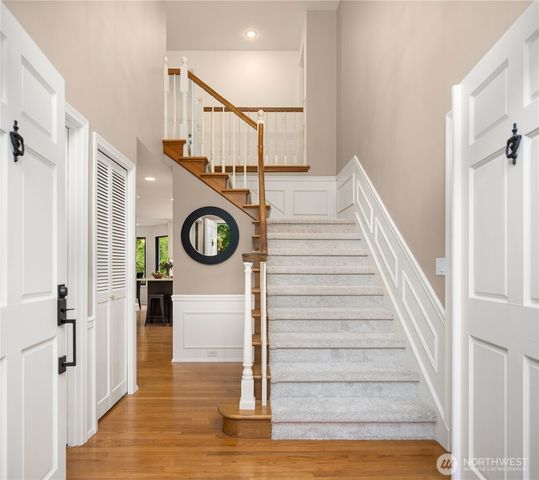 24520 NE 11th Place, Sammamish, WA 98074