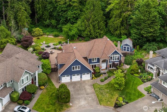 24520 NE 11th Place, Sammamish, WA 98074