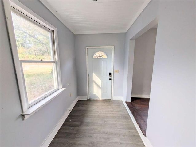 1960 Taylor Avenue, East Point, GA 30344