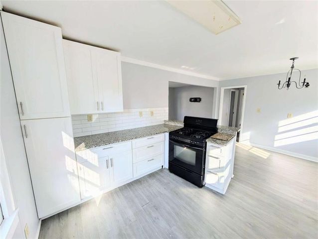 1960 Taylor Avenue, East Point, GA 30344