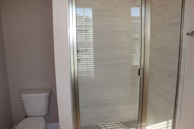 1093 Charles Thomas Dr, Clarksville, TN 37042