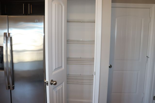 1093 Charles Thomas Dr, Clarksville, TN 37042