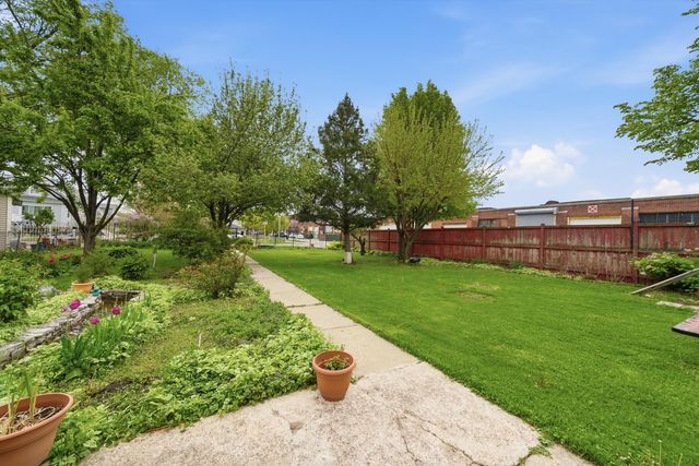 2102 N Moody Avenue, Chicago, IL 60639