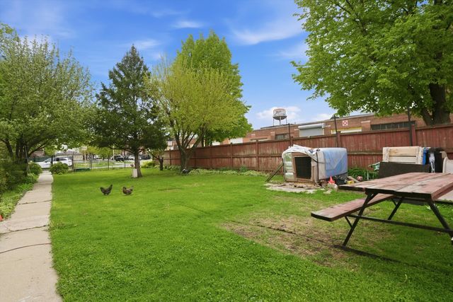 2102 N Moody Avenue, Chicago, IL 60639