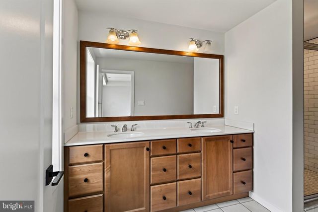317 STAR TAVERN LN, West Chester, PA 19382