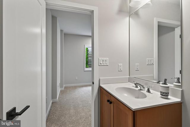 317 STAR TAVERN LN, West Chester, PA 19382