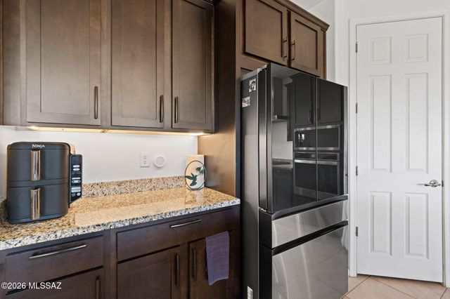 10686 W Whitehall Drive, Marana, AZ 85653