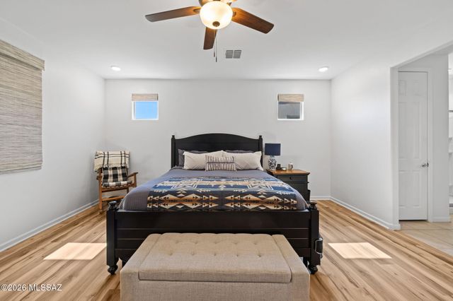 10686 W Whitehall Drive, Marana, AZ 85653