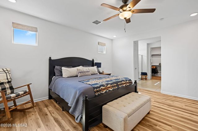 10686 W Whitehall Drive, Marana, AZ 85653