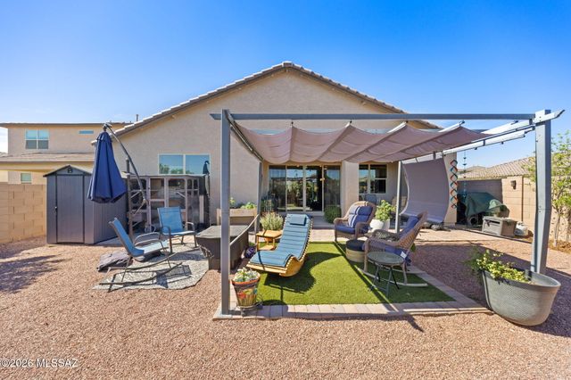 10686 W Whitehall Drive, Marana, AZ 85653