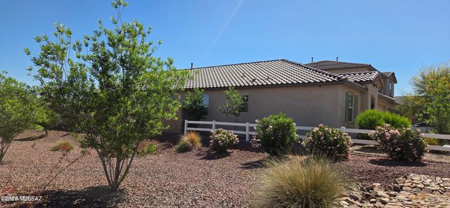 10686 W Whitehall Drive, Marana, AZ 85653